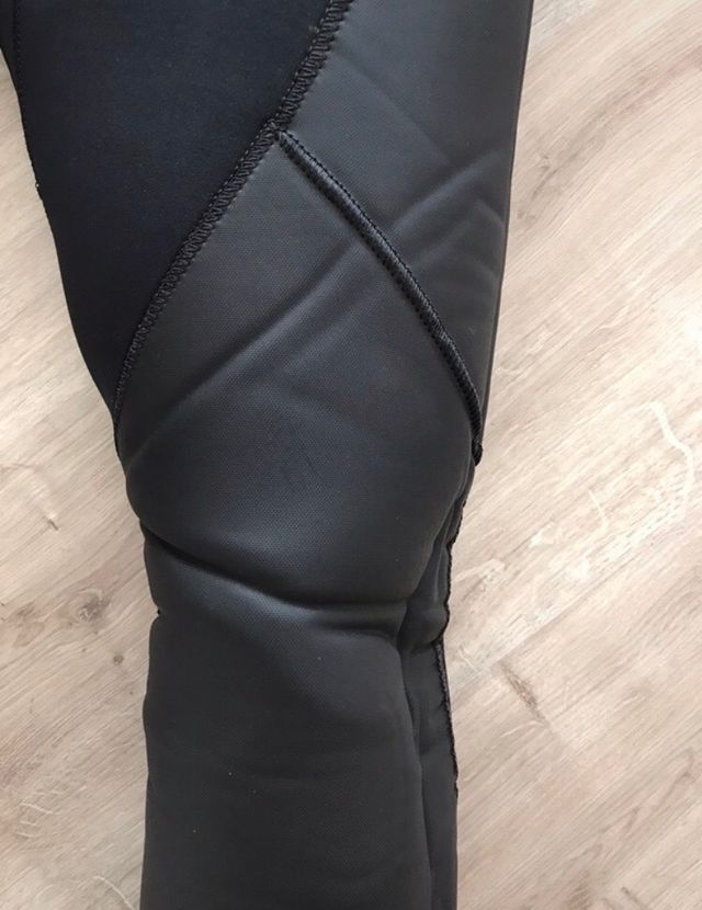 Neopreno Negro y rosa Stohlquist