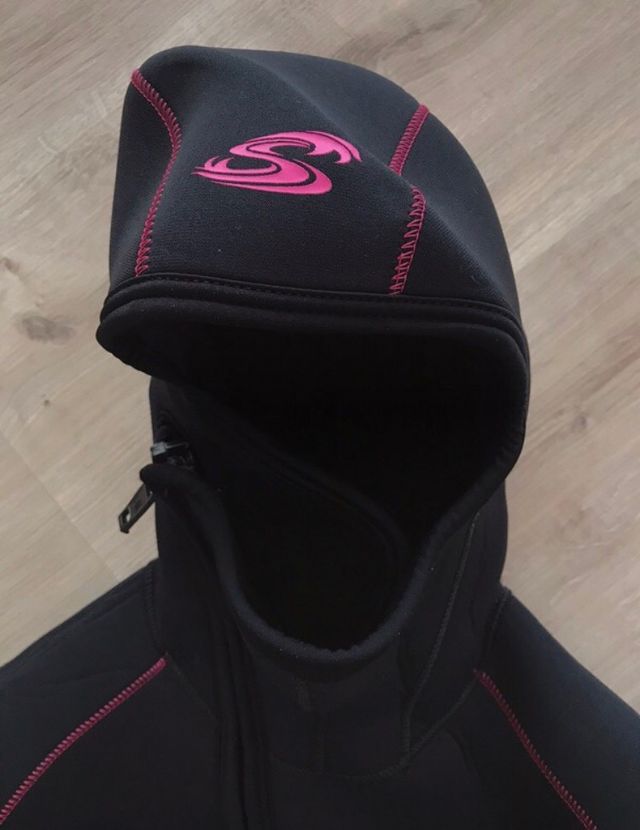 Neopreno Negro y rosa Stohlquist