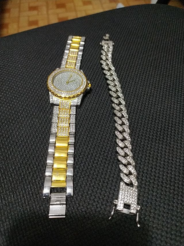 Reloj y Pulsera