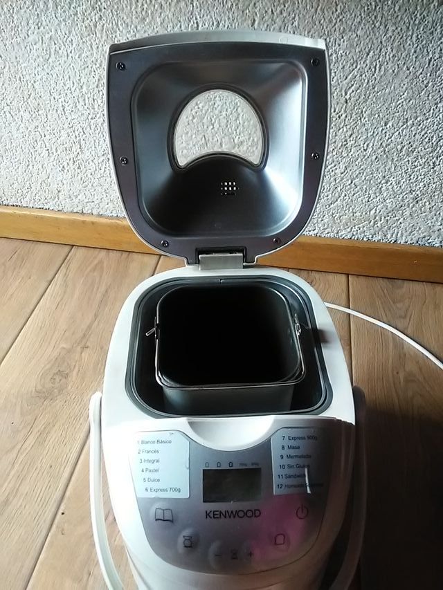 Máquina de fazer pão Kenwood
