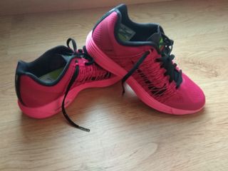Zapatillas Voladoras Nike Lunaracer a estrenar de segunda mano por 72 EUR  en Getafe en WALLAPOP