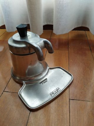 Cafetera italiana coleccionismo mignon 2 tazas de segunda mano por 24 EUR  en Valladolid en WALLAPOP