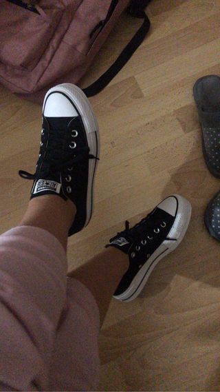 converse negras enteras plataforma