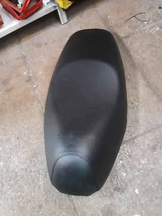 Tapizar Asiento Moto en Barcelona: ¿Casco de moto grande Tapizar Asiento Moto en Barcelona: ¿Casco de moto grande