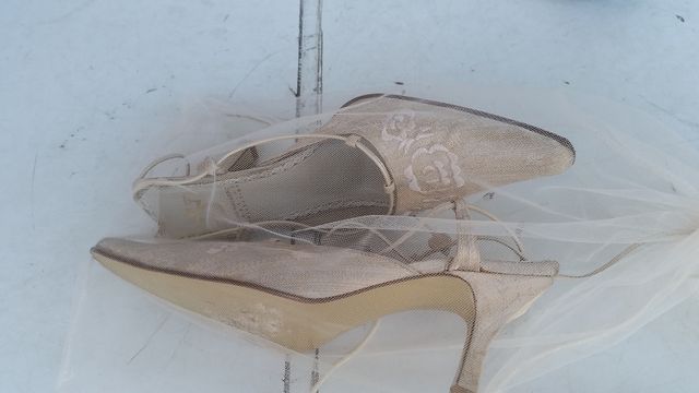 Zapatos novia Sara Navarro talla 36