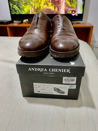 Zapatos de cuero ANDREA CHENIER de segunda mano por 30 EUR en Barcelona en  WALLAPOP