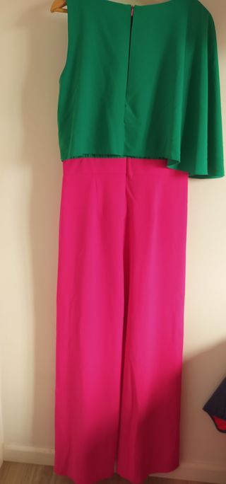 Mono Fórmula Joven talla 40 de segunda mano por 20 EUR en Paterna en  WALLAPOP