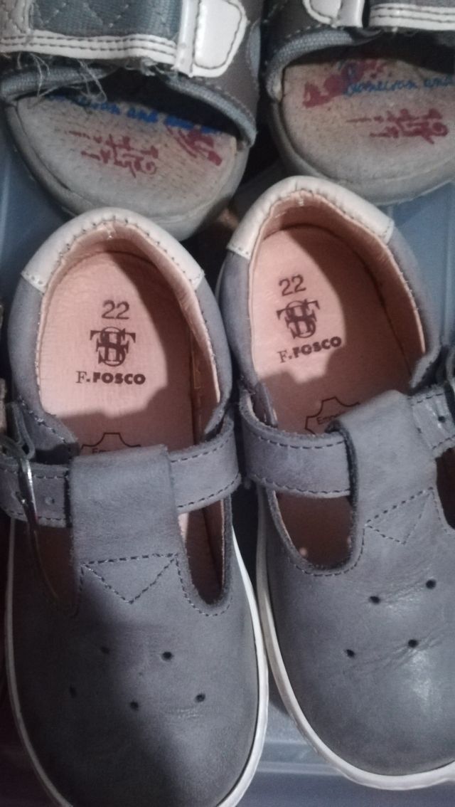 Sabates variades nen (n° 20 al 27)