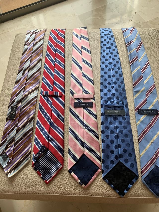 Corbatas altas firmas