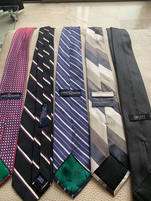 Corbatas altas firmas