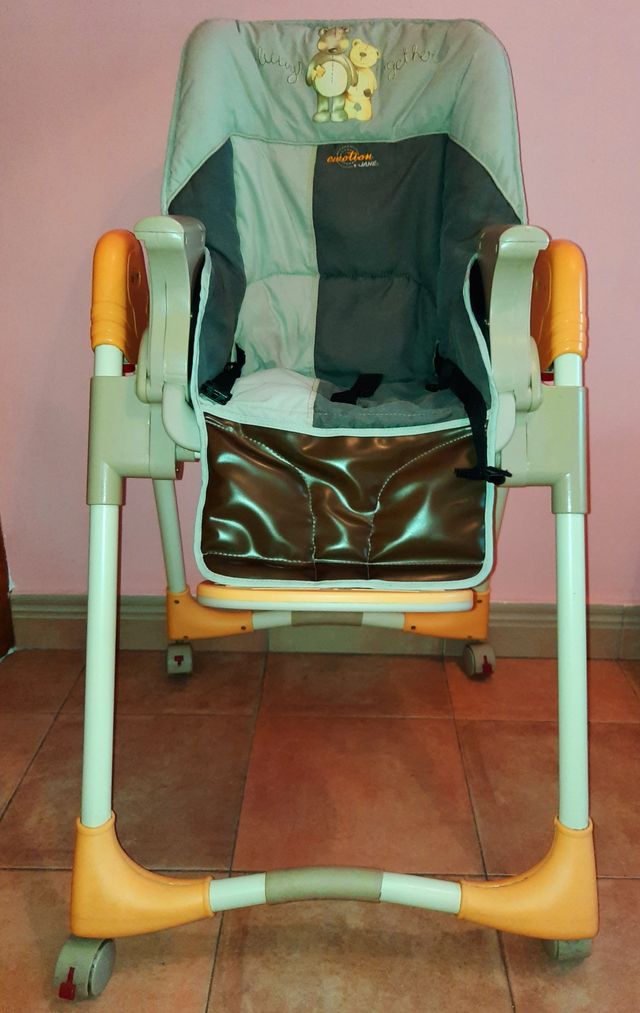 Trona Evolution de Jané. En muy buen estado.