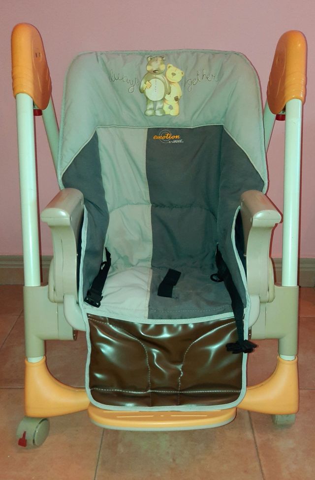 Trona Evolution de Jané. En muy buen estado.