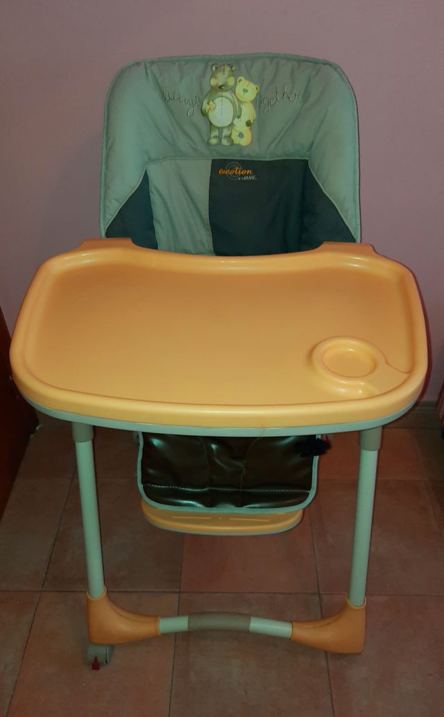 Trona Evolution de Jané. En muy buen estado.