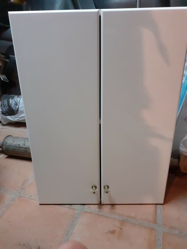 Armario de baño/lavadero/ de segunda mano por 45 € en Mas d'en Pi en