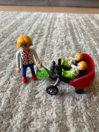 mama con carrito de gemelos playmobil