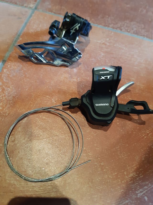 Pulsador y desviador y platos Shimano XT