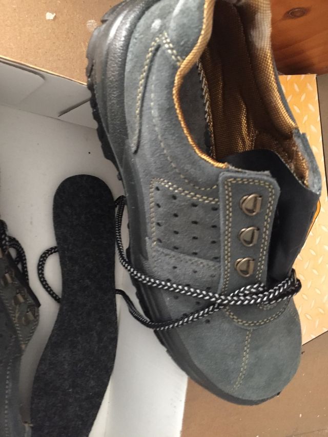 Zapatos de seguridad número 41 y 42