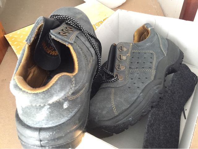 Zapatos de seguridad número 41 y 42