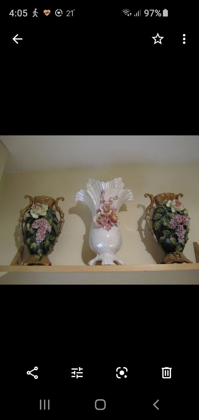 1 jarron años 1960. y 2 siglo IXX muy antiguos