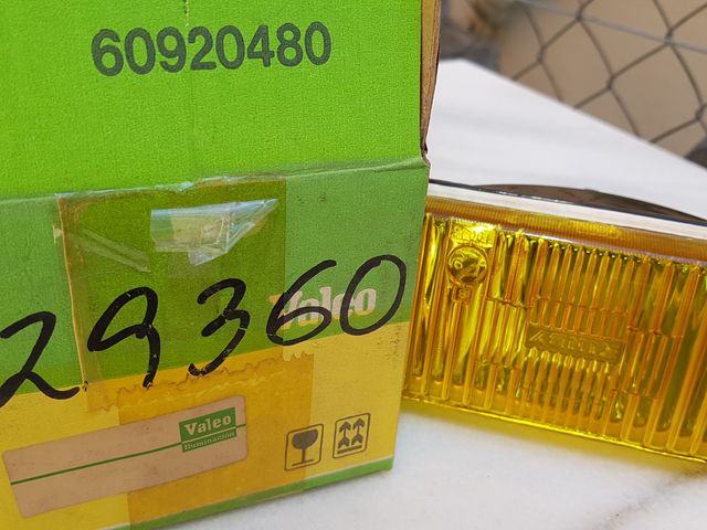 Faro niebla izq. nuevo R 5