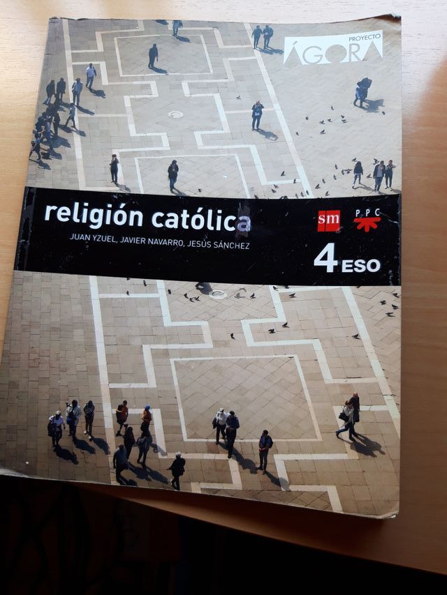 libro religión católica. 4º de la ESO