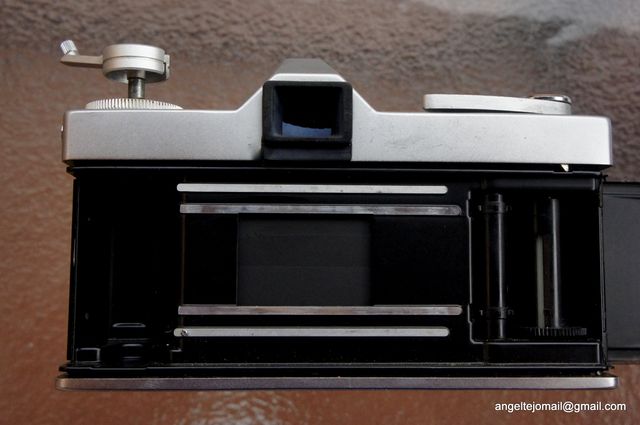 Camara Reflex.Ricoh.MECANICA, a rosca m 42.