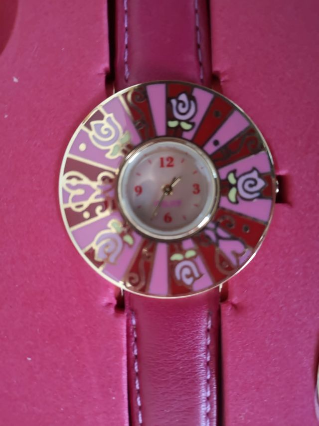 Reloj vintage Olilly