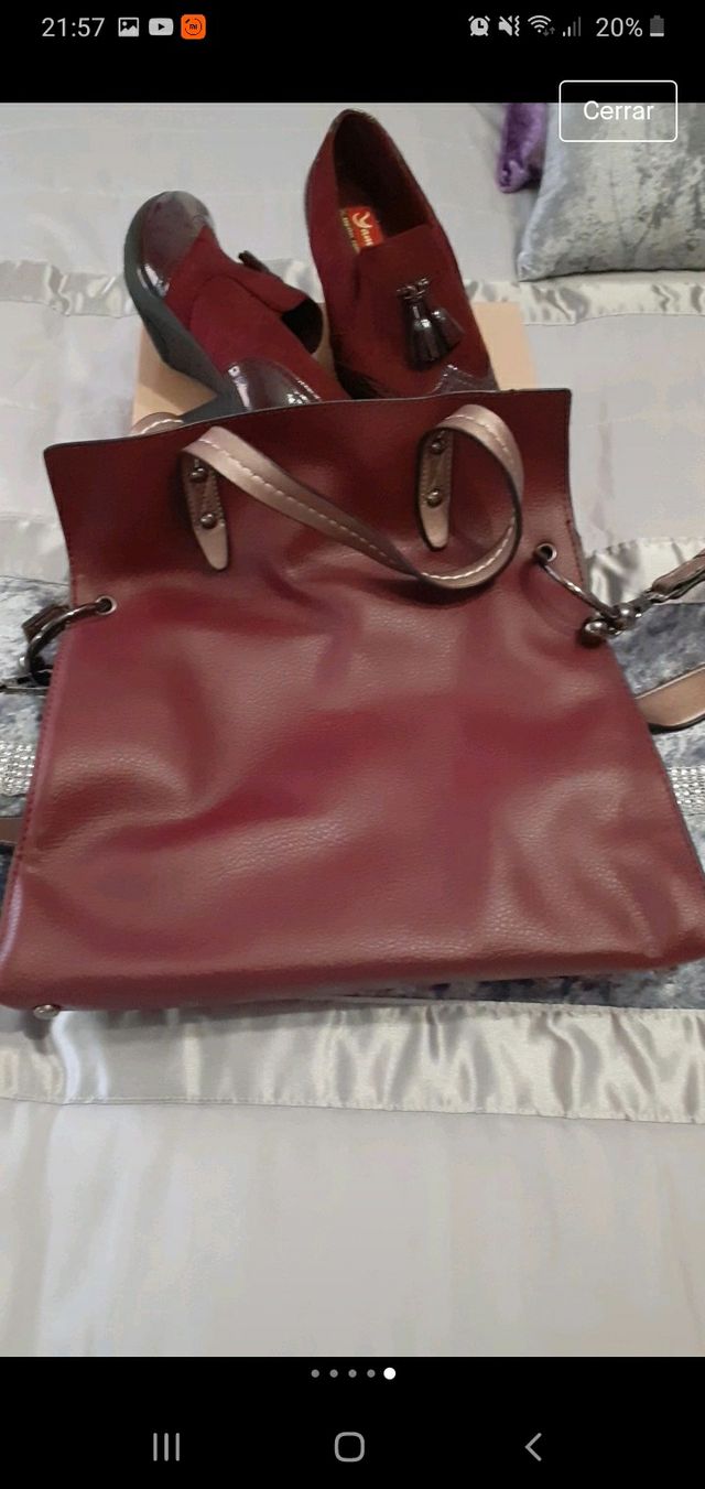 conjunto de zapato y bolso