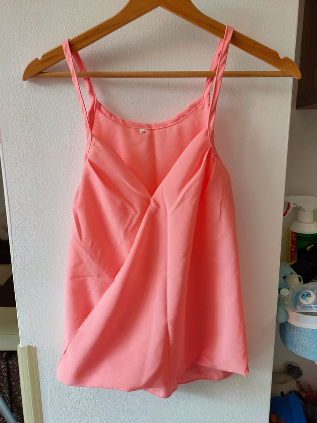 camiseta escote V azul