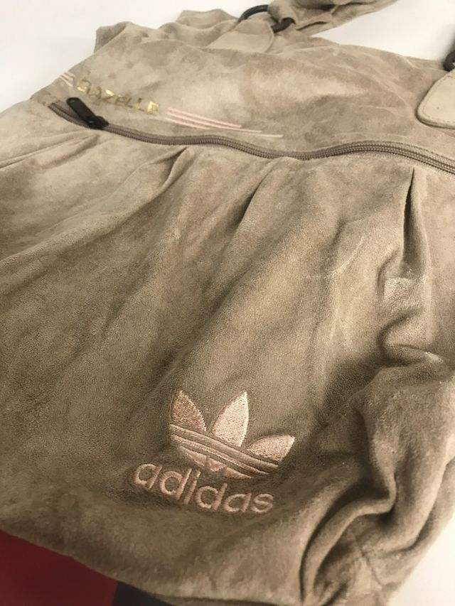BOLSA ADIDAS TACTO SUAVE NUEVA
