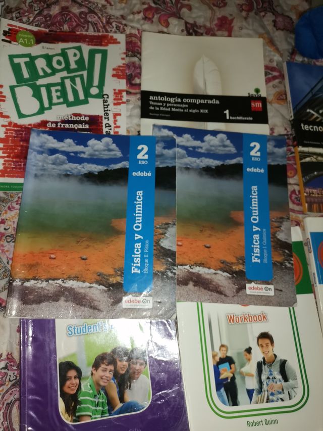 libros, distintos precios