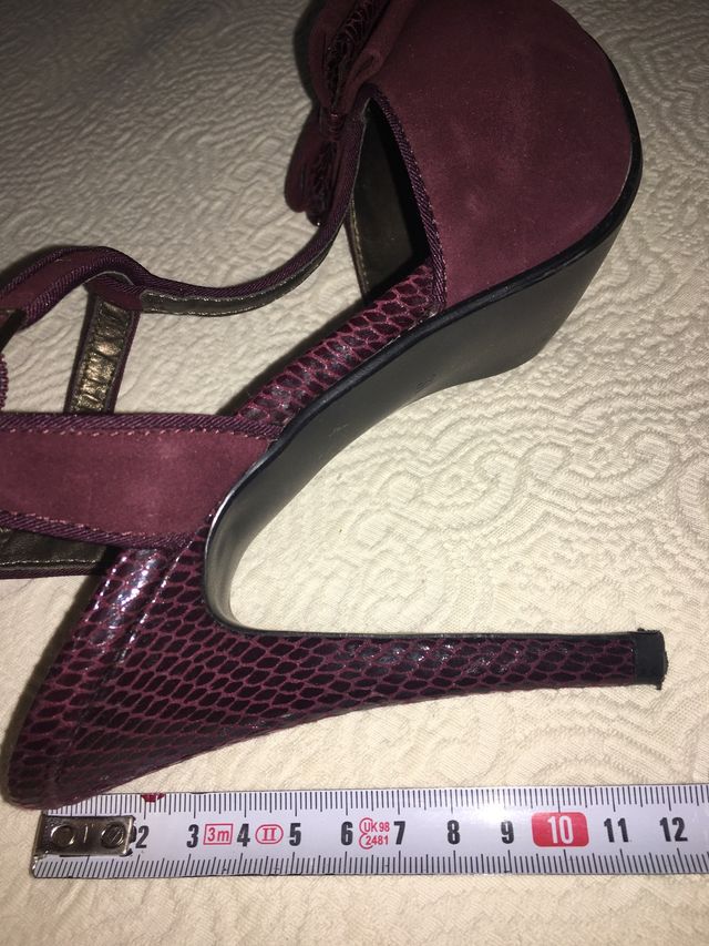 Sandalia de fiesta tacón, número 37, granate