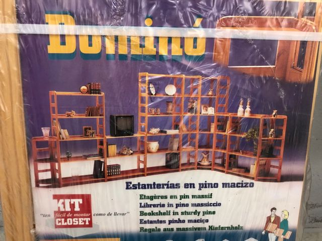 Libreria in pino massiccio