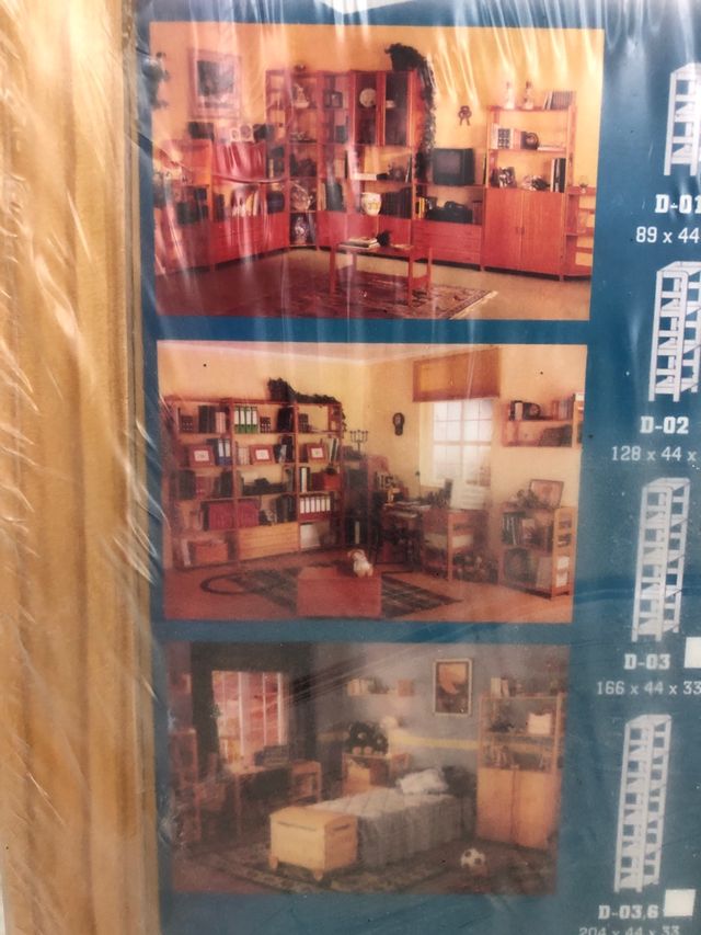 Libreria in pino massiccio