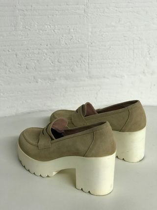 MOCASINES PIEL TACÓN OXYGENO T.38