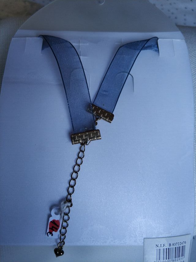 Collar azul NUEVO
