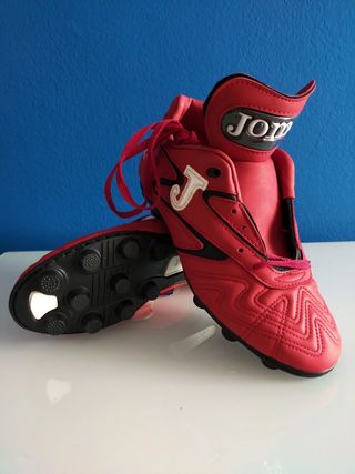 Botas JOMA Alfonso NUEVAS Rojas de segunda mano por 40 EUR en Barcelona en  WALLAPOP