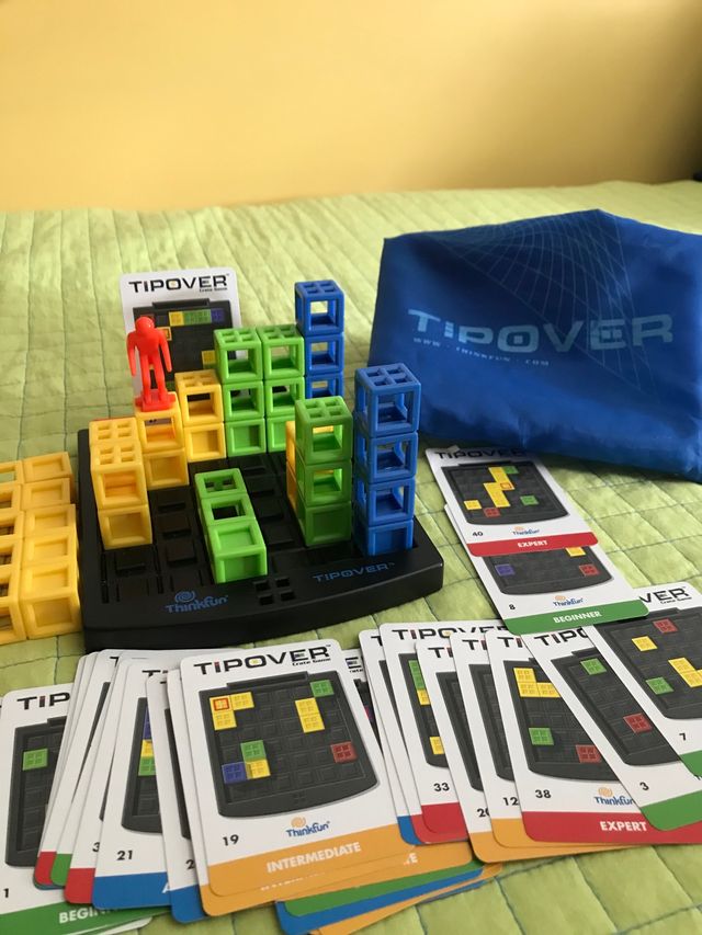 TipOver  juego de lógica 