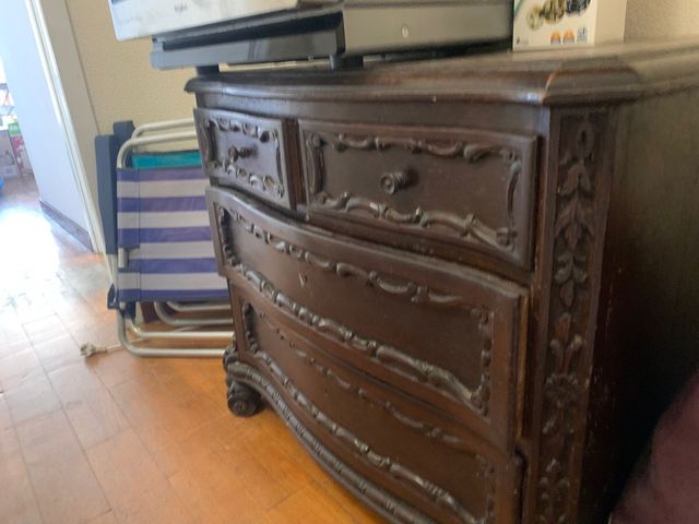 Mueble antiguo  0,80 x 0,70 x 0,40