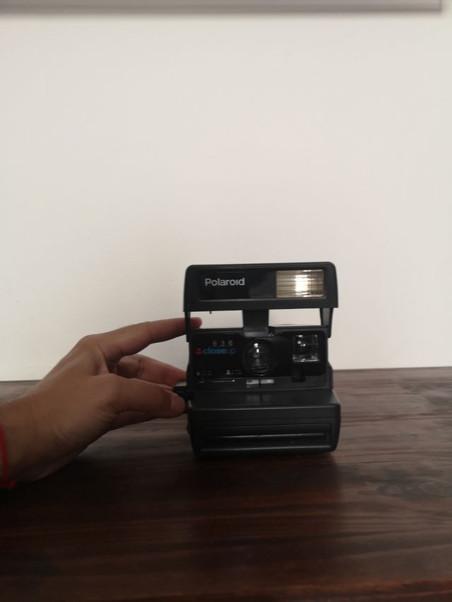 cámara Polaroid 636 closeup