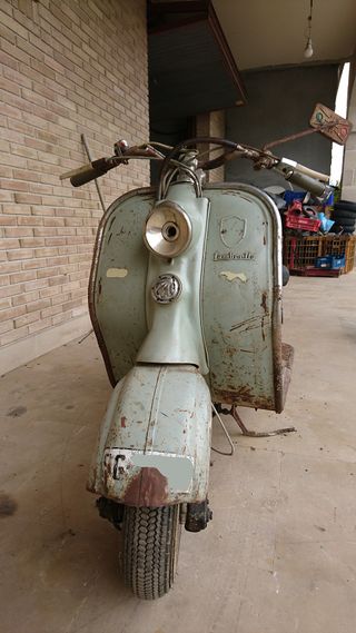 Lambretta Sidecar Segunda Mano  - Motos De Segunda Mano Tablón Mil Anuncios Lambretta Ld Semirestaurada, Solo Falta Hacerle Los Cromados Y Poner Algunas Gomas, Funciona Ya Hemos Terminado La Restauración De La Lambretta Ld, Está Dada De Baja Pero Está Autorizada Para Llevar Sidecar Moto De Segunda Mano Lambretta Ld.