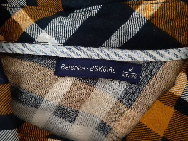 lote ropa BERSHKA hollister t/ M PERFECTO ESTADO