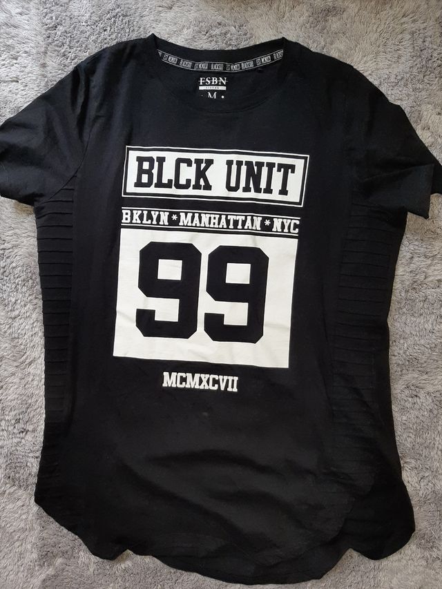 lote ropa BERSHKA hollister t/ M PERFECTO ESTADO