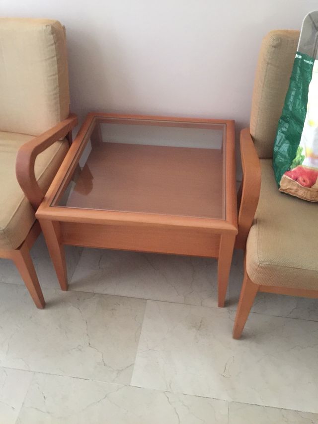 Mesita auxiliar 60x 60 Alt:40cm