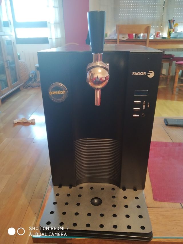 maquina de cerveza como nueva