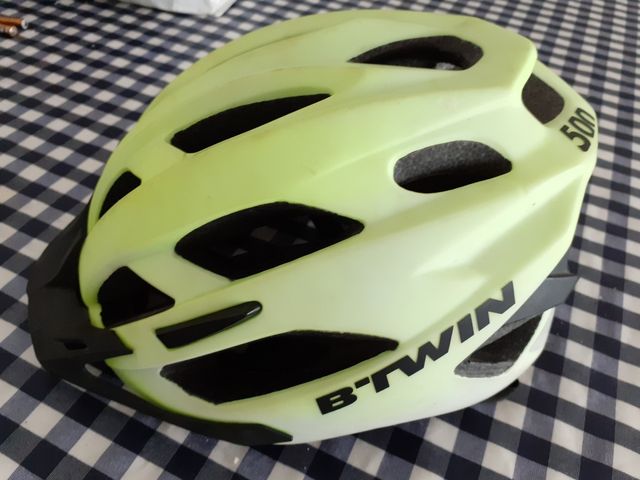 Casco bicicleta en buen estado.