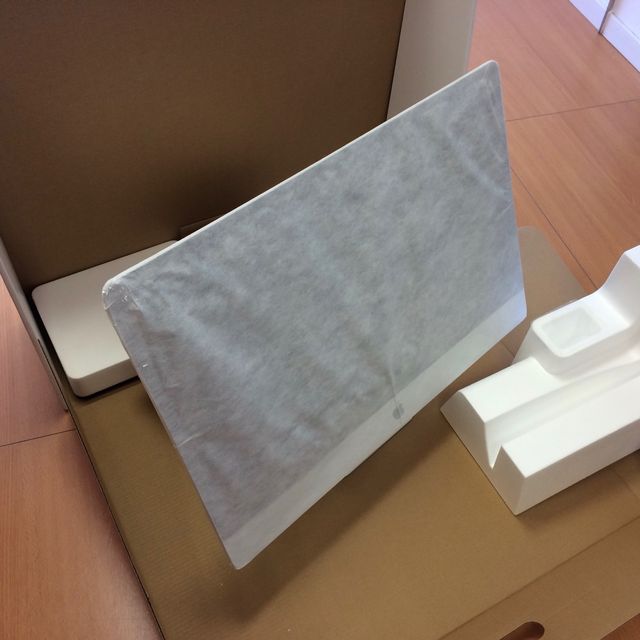 iMac 21,5" Intel i5 - 1TB SSD 16GB RAM