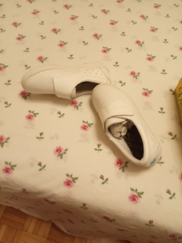 zuecos anatómicos piel