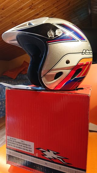 Casco moto réplica Adam Raga de segunda mano por 49 EUR en Puigverd de  Lleida en WALLAPOP