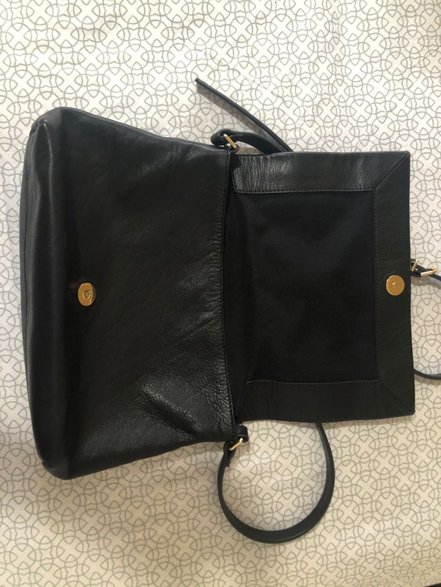 Bolso de piel negro COS